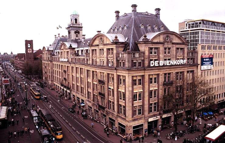 Loja de departamento De Bijenkorf em Amsterdã Loja de departamento De Bijenkorf em Amsterdã