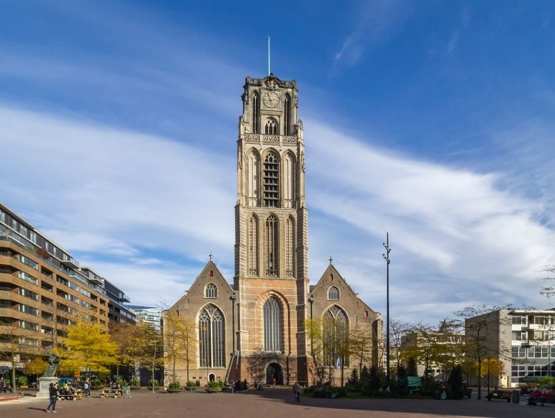 Igreja Medieval de Sint-Laurenskerk em Roterdã